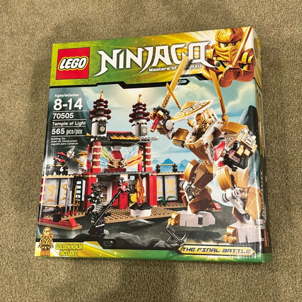 LEGO NINJAGO TEMPLE OF LIGHT